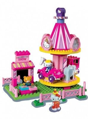 Set constructie Unico Plus Hello Kitty Parc de distractii cu carusel 75 piese