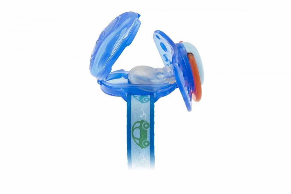 Lantisor chicco cu capac de protectie pentru suzeta 0luni+ blue