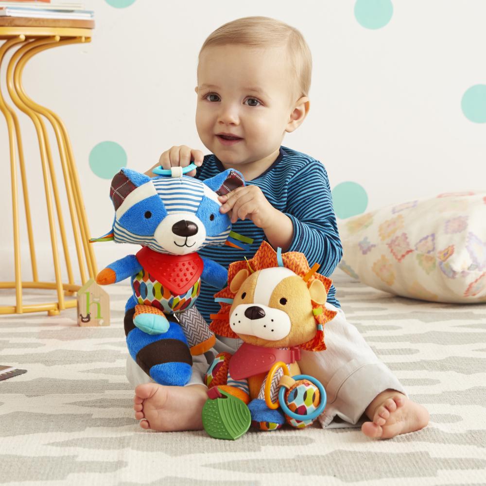 Jucarie cu activitati pentru carucior skip hop bandana pals raton