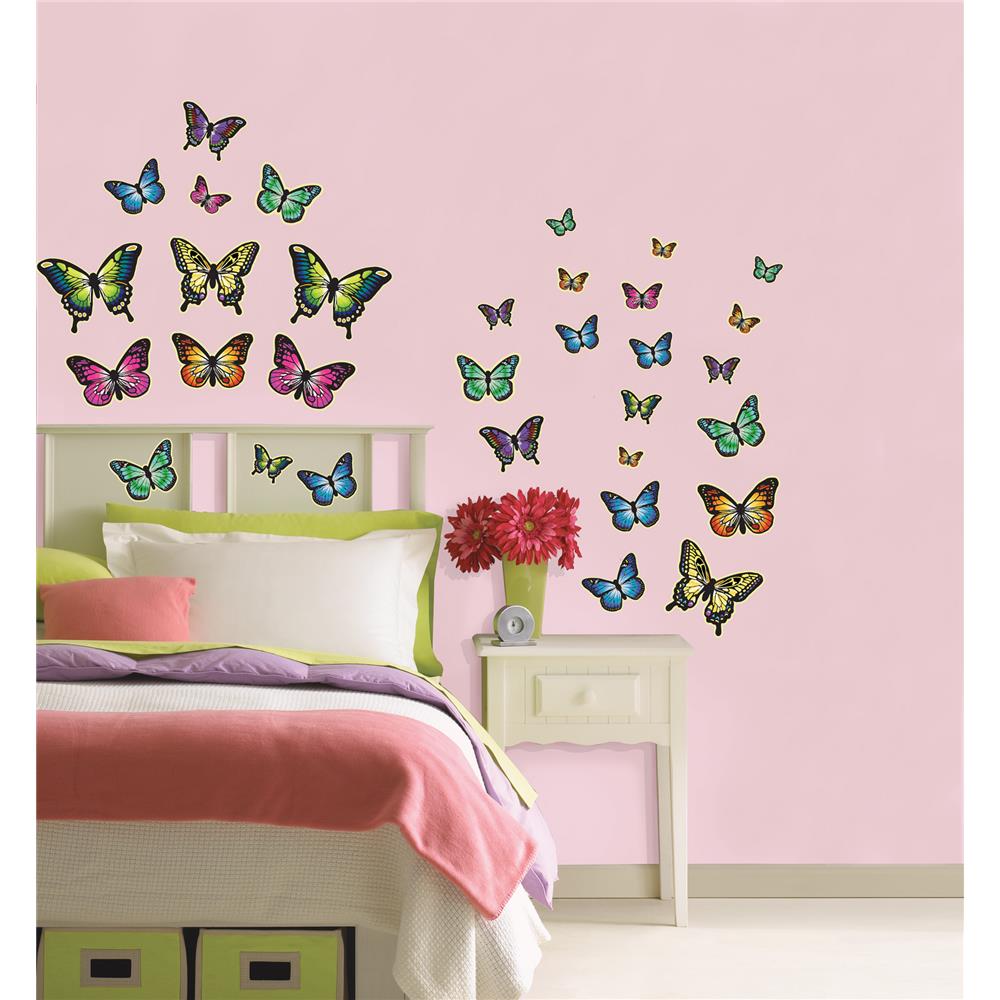 Stickere decorative fosforescente cu fluturasi wallpops butterflies glow in the dark