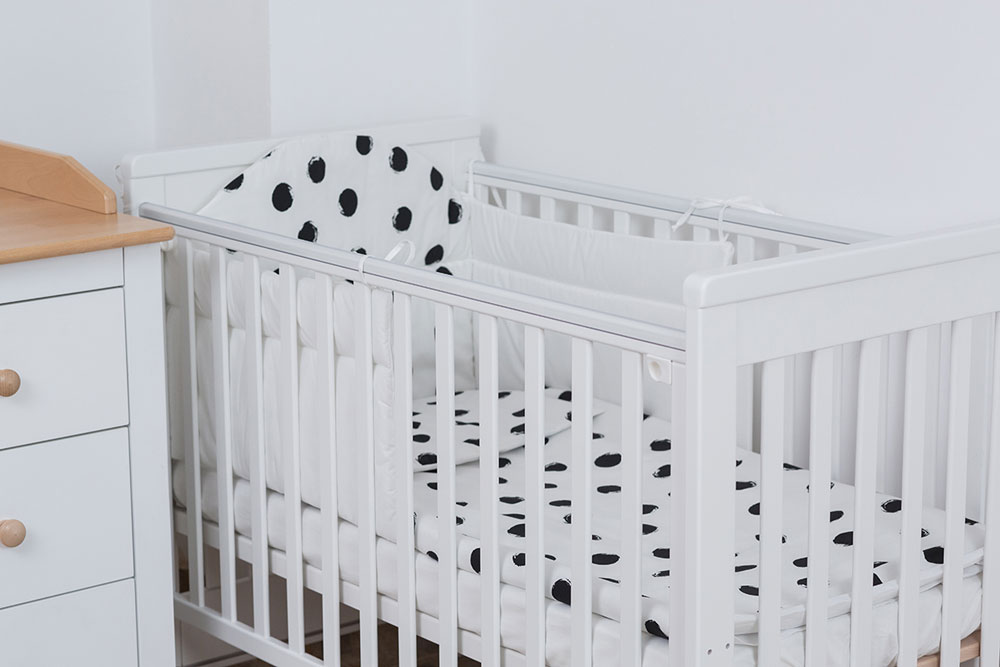 Lenjerie patut bebe 4 piese black and white 120 x 60 cm