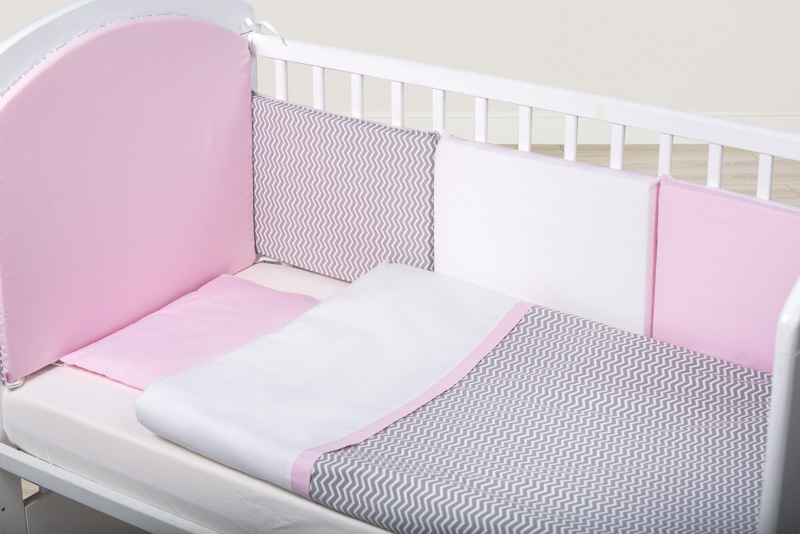 Set de pat pentru bebelusi Chevron Grey Pink 10 piese - 1