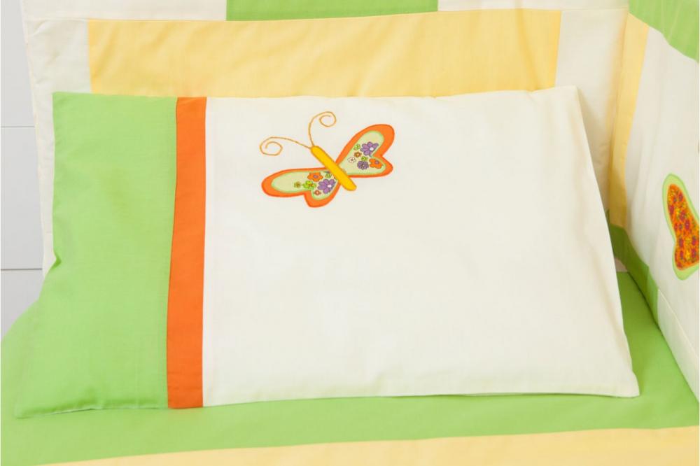 Lenjerie brodata 4 piese fluturasi verde 70 x 140 cm