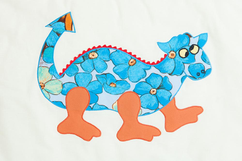 Lenjerie brodata dinozauri 4 piese 60 x 120 cm