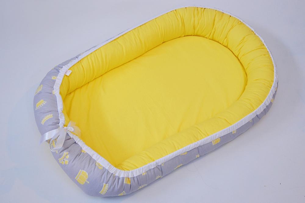 Baby nest 0-6 luni galben si coroane