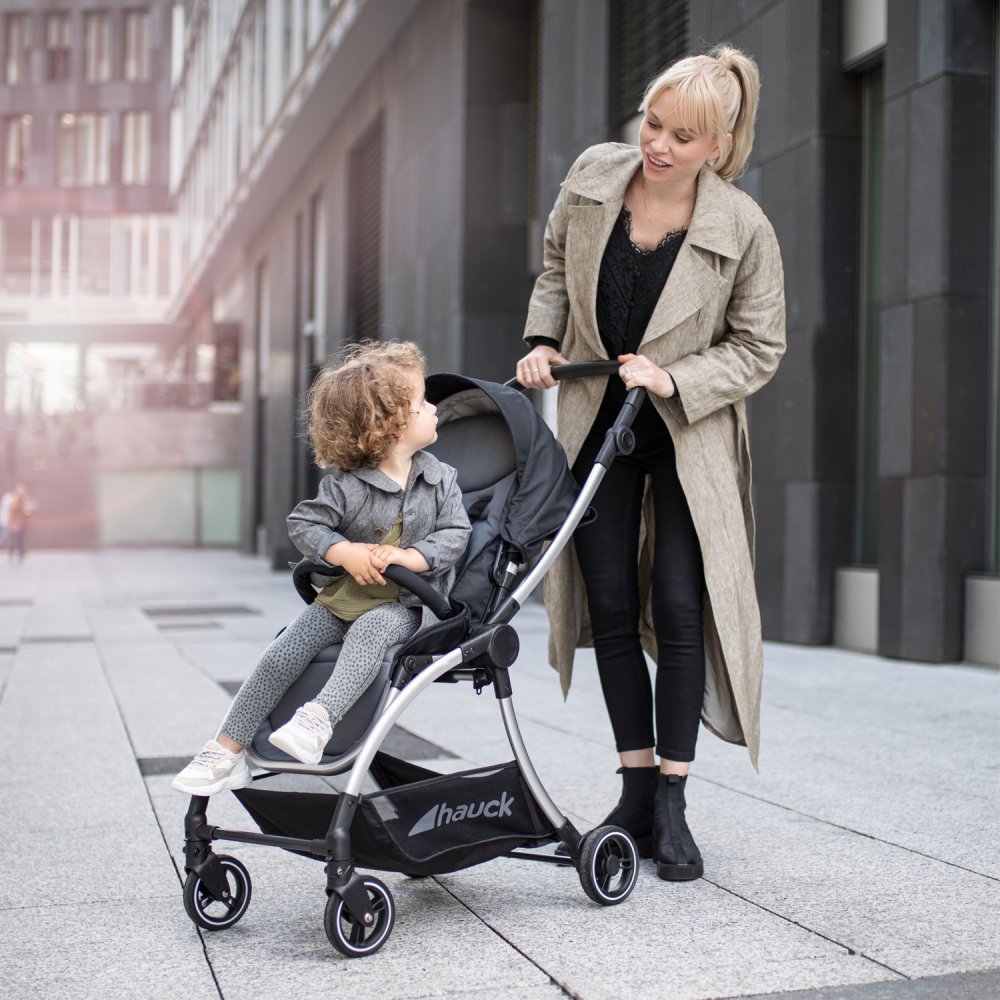 Carucior 2 in 1 eagle 4s black grey