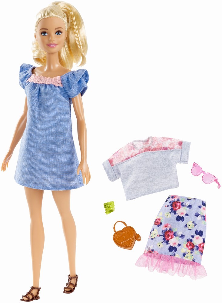 Papusa Barbie Fashionista blonda cu hainute de schimb