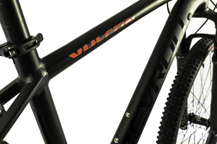 Bicicleta Mtb Devron Vulcan 3.9 M negru 29 inch Devron imagine 2022