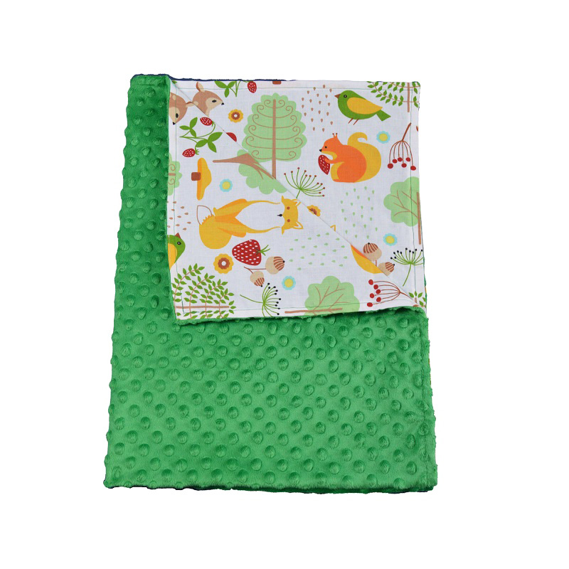 Paturica bebelusi Ingrids Fabrics bumbac plush minky dots Prietenii padurii verde 75x95 cm