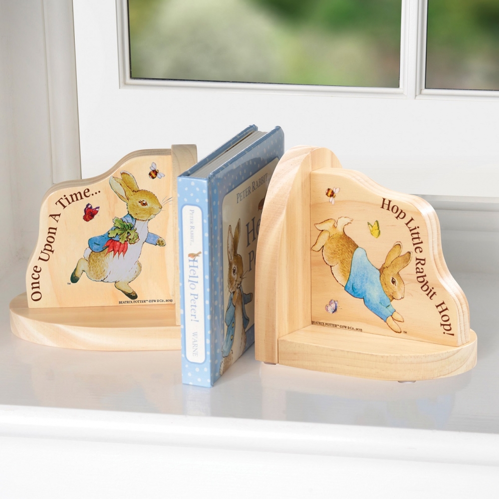 Suport din lemn pentru carti Peter Rabbit - 1 | YEO