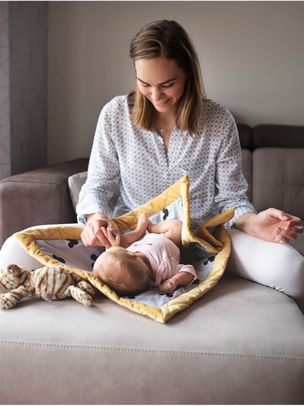 Paturica Soft Touch cu doua fete catifea si bumbac 50x70 cm Mustard - 3