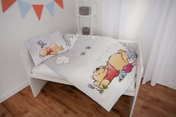 Lenjerie de pat Winnie The Pooh pentru copii din bumbac reversibila cu 2 piese Bumbac imagine noua responsabilitatesociala.ro