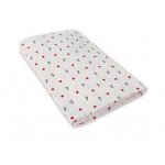 Cearceaf cu elastic patut bebelus 60x85 cm imprimat cu stelute si ancore Maritim