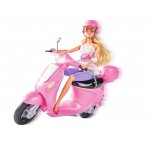 Steffi cu scooter