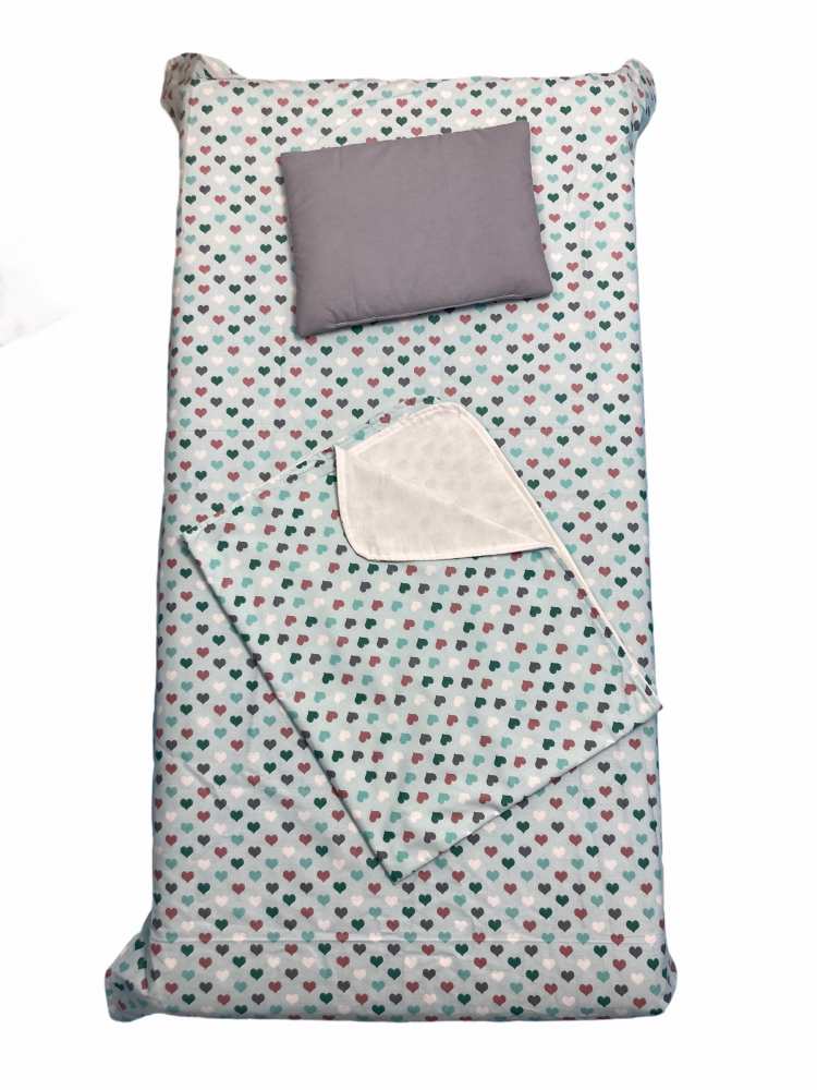 Set 3 piese paturica cu cearsaf si pernuta 160x80 cm inimioare verzui