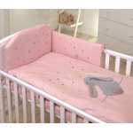 Set lenjerie din bumbac cu protectie laterala pentru pat bebelusi Fluffy Rose 120 x 60 cm
