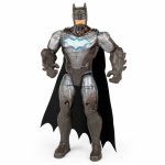 Figurina Batman cu costum cu armura si articulata 10 cm cu 3 accesorii surpriza
