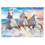 Puzzle Trefl crazy shapes galloping among the waves 600 piese dificile