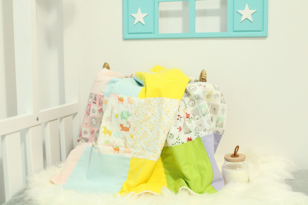 Paturica patchwork PTC4 100×100 cm 100x100 imagine noua responsabilitatesociala.ro