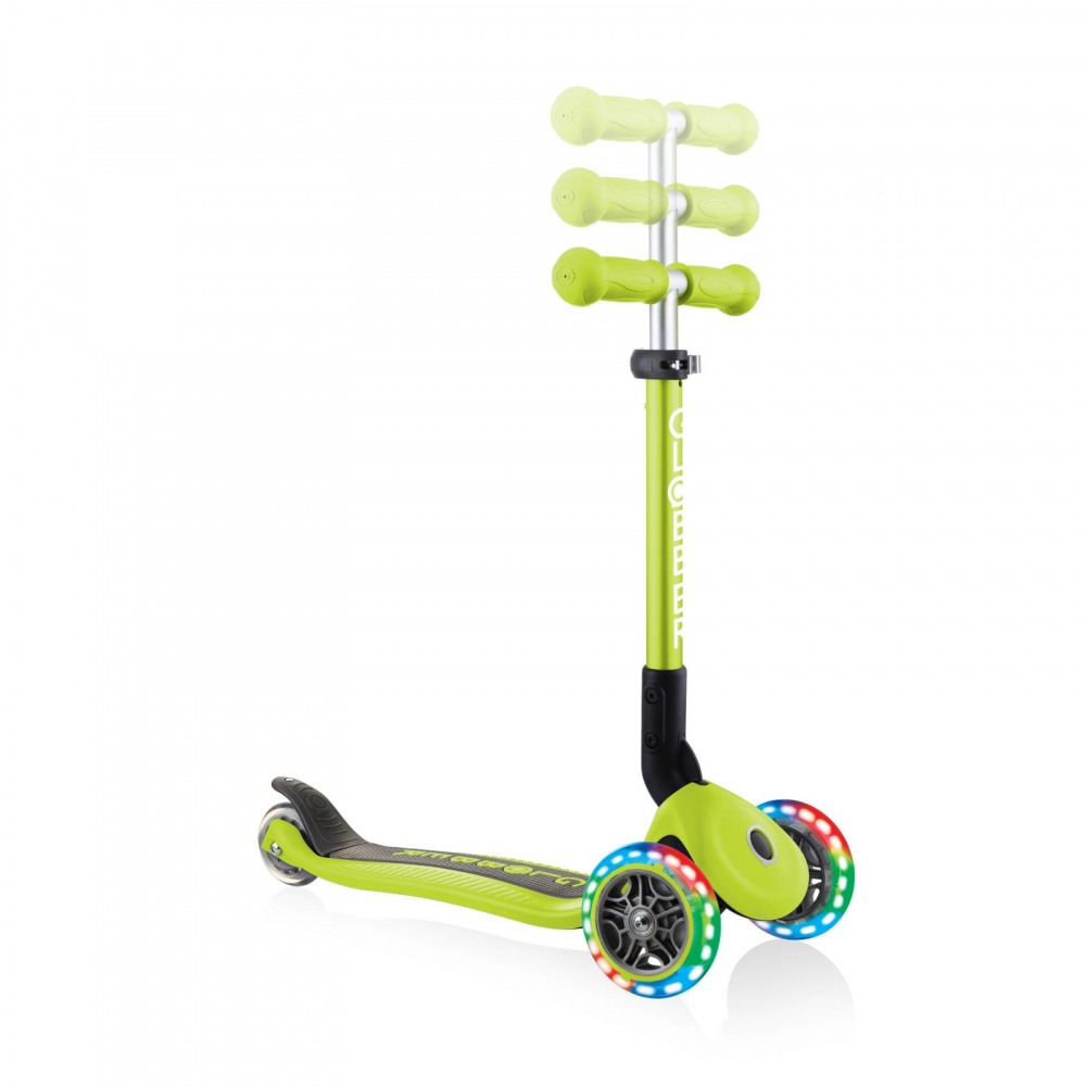 Trotineta Globber Junior verde cu 3 roti LED, pliabila, ghidon reglabil, platforma antiderapanta, greutate suportata 50 kg, varsta 2 ani+