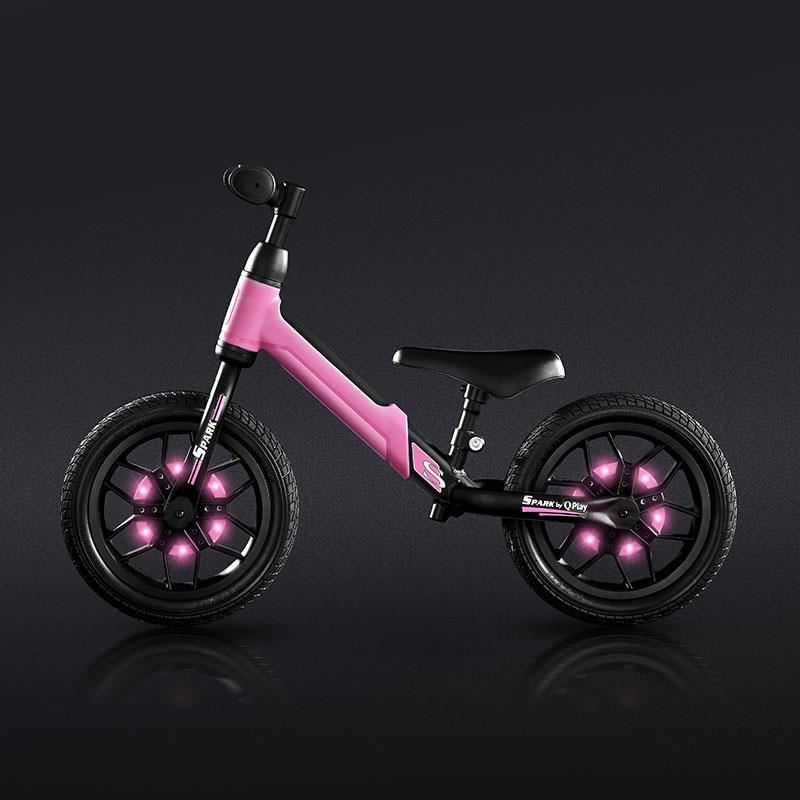 Bicicleta fara pedale Balance bike QPlay Spark Roz Balance imagine 2022 protejamcopilaria.ro