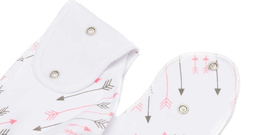 Bavete cu inel de dentitie arrow pink Fillikid Alimentatie imagine noua responsabilitatesociala.ro