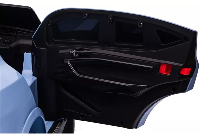 Masinuta electrica cu roti Eva si scaun piele Audi E Tron Light Blue - 1