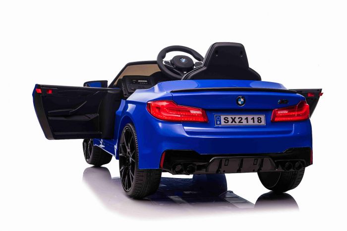 Masinuta electrica cu scaun de piele si roti EVA BMW M5 Blue - 5