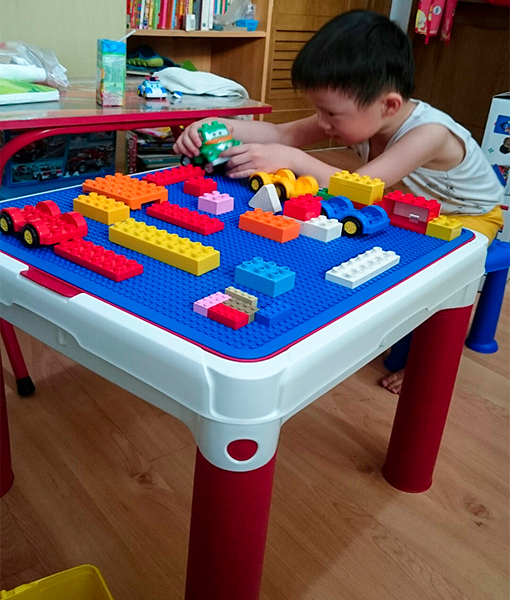 Masuta copii pentru Lego cu 2 scaunele Keter - 2
