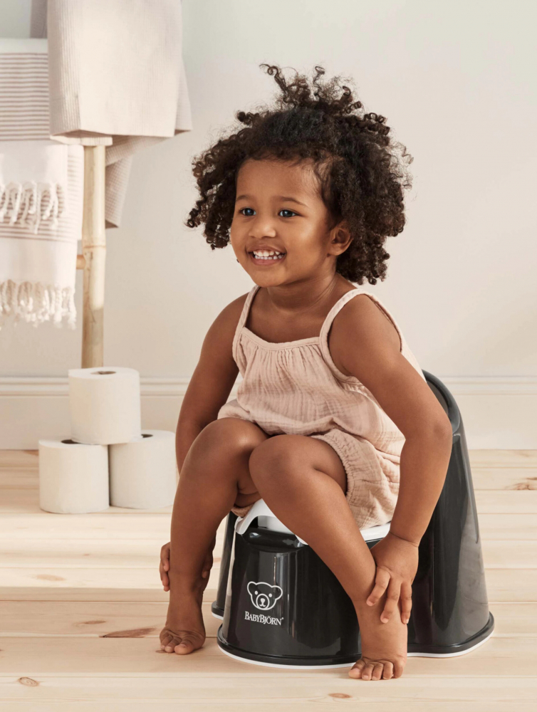 Olita cu protectie spate Potty Chair BlackWhite BabyBjorn - 3 | YEO