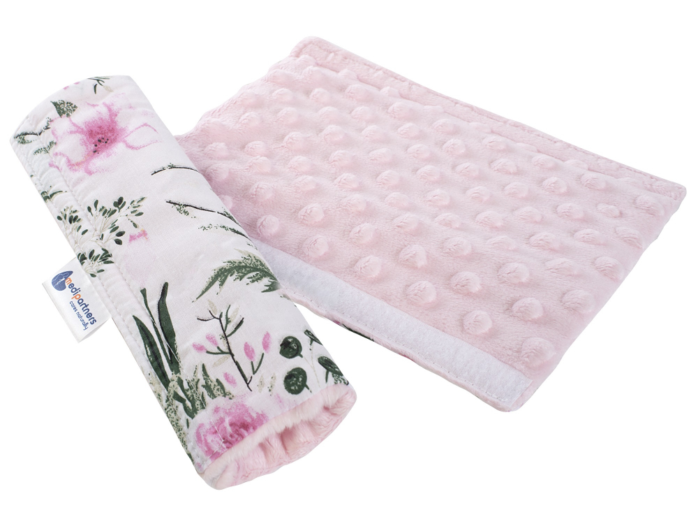 Protectie pentru centura de siguranta din bumbac Minky Flowers Pink Accesorii imagine noua responsabilitatesociala.ro