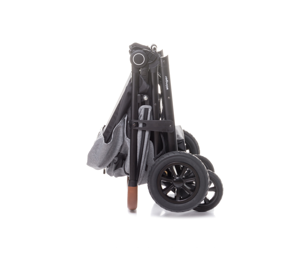 Carucior sport cu roti gonflabile 4baby stinger air negru