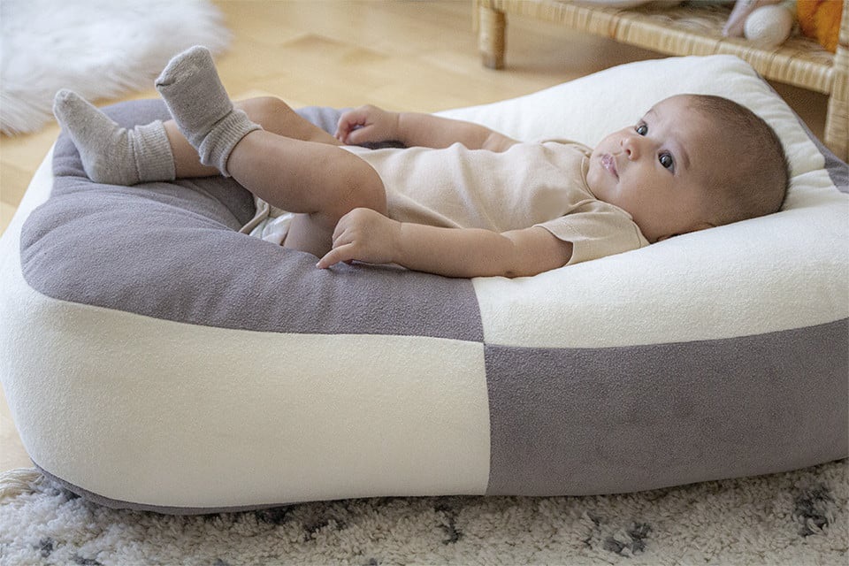 Salteluta BabyJem ergonomica portabila pentru bebelusi Comfy Grey - 2
