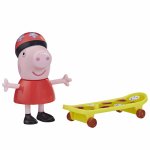 Figurina Peppa Pig cu skateboard 7 cm Prietenii amuzanti