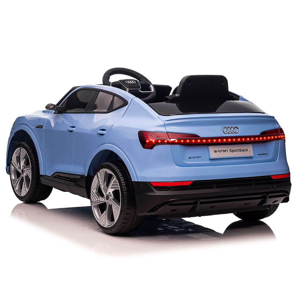 Masinuta electrica Audi e-tron 4 x 4 Sportback albastru albastru imagine 2022 protejamcopilaria.ro