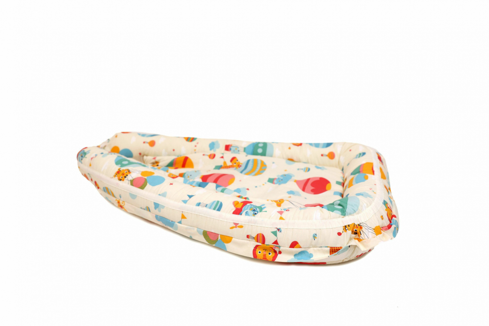 Baby Nest Balonase culcus bebelus pentru dormit reversibil multifunctional 100 x 60 cm