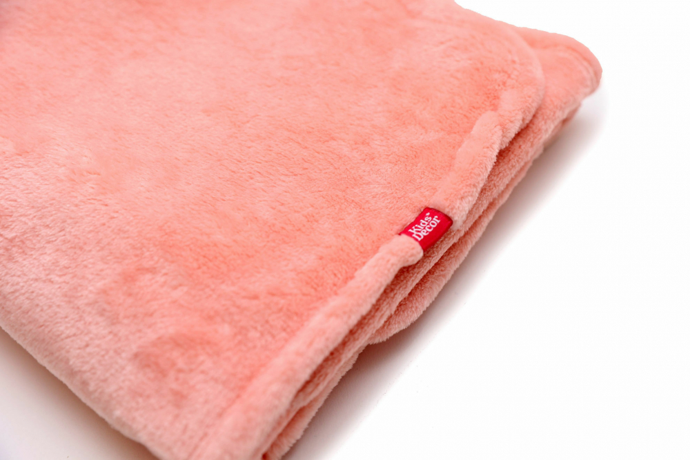 Paturica pufoasa de plus roz KidsDecor din polyester 75x75 cm - 2