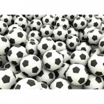 Puzzle Ravensburger Provocare mingi de Fotbal 1000 piese