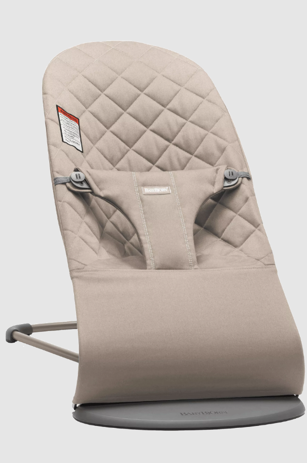 Balansoar BabyBjorn Bliss Sand Grey din tesatura matlasata cu aspect clasic cu bara de jucarii - 1