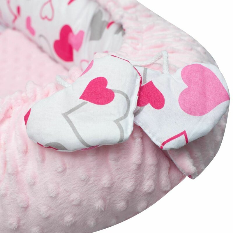 Set 3 piese New Baby Luxury Baby Nest cu paturica si pernuta in forma de inima Minky Hearts Pink - 2