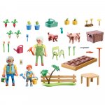 Set constructie Playmobil Gradina de legume si bunici