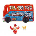 Autobus Smashers cu teren de fotbal