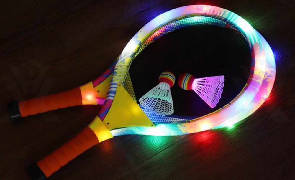 Set rachete badminton cu lumini LED si minge cu fluturas Colorful - 2
