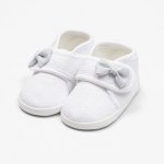 Botosei New Baby cu fundita inchidere cu velcro 0-3 luni alb