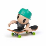 Pachet placa si figurina 9.6cm Tech Dech SK8 Crew sapca verde