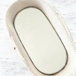 Cearceaf cu elastic MimiNu pentru landou carucior si cosulet 80x35 cm din bumbac Cream