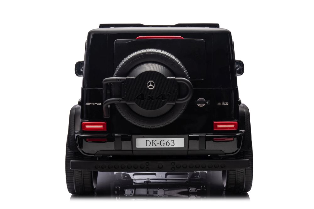 Masinuta electrica cu echipare Premium si licenta Mercedes G63 XXL 4x4 cu sunete si lumini Black 220W - 4