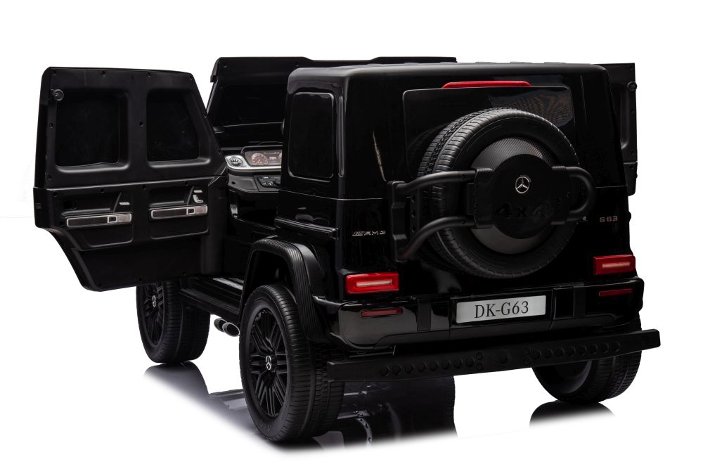 Masinuta electrica cu echipare Premium si licenta Mercedes G63 XXL 4x4 cu sunete si lumini Black 220W - 6