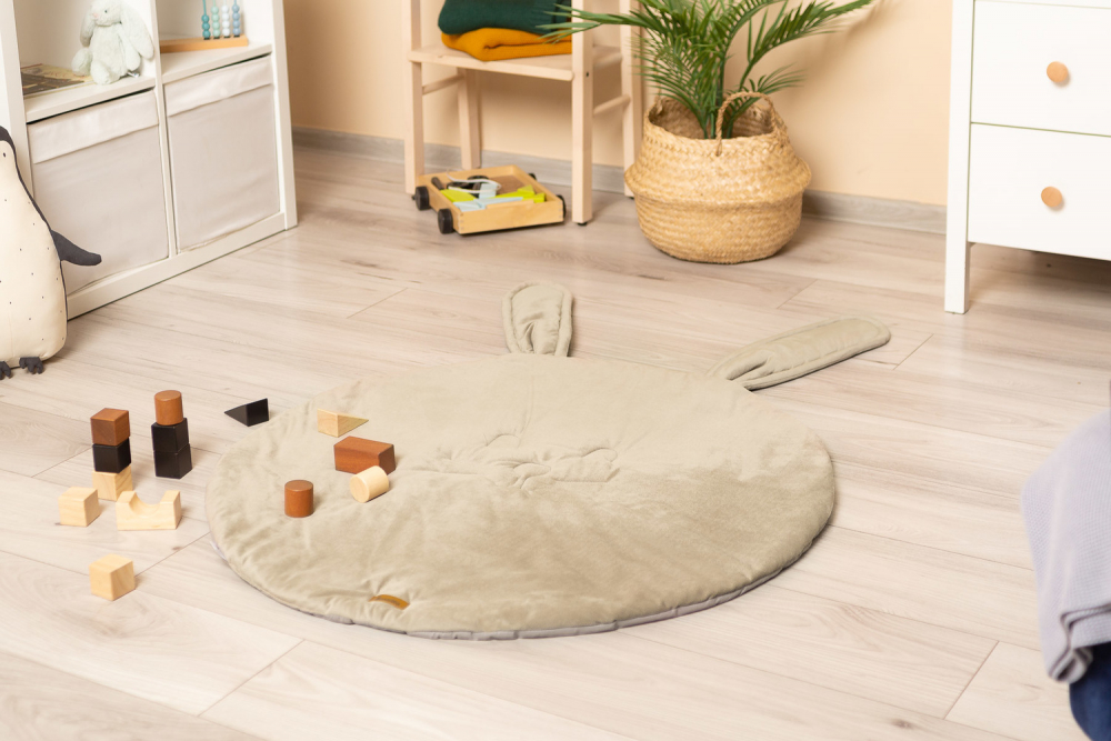 Covoras din catifea cu doua fete pentru camera copii diametru 90cm Sensillo Velvet Bunny Beige - 3