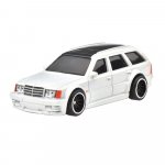 Masinuta metalica Hot Wheels Premium Boulevard Mercedes Benz E 36 AMG scara 1:64